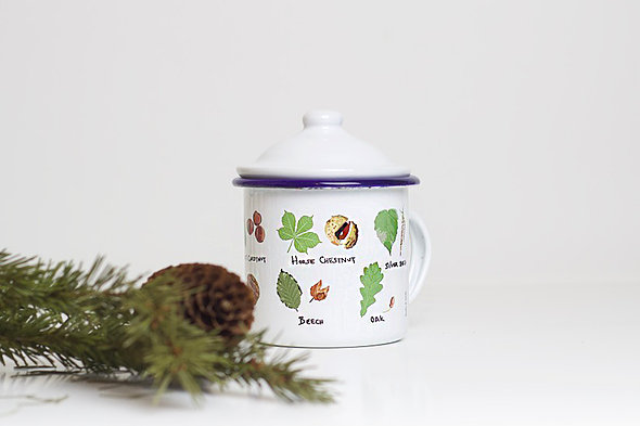 Tree Identification Enamel Mug with Lid