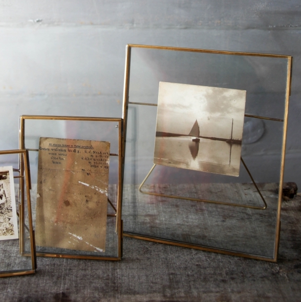 Nkuku_Danta_Antique_Brass_Frame_Group_Lifestyle