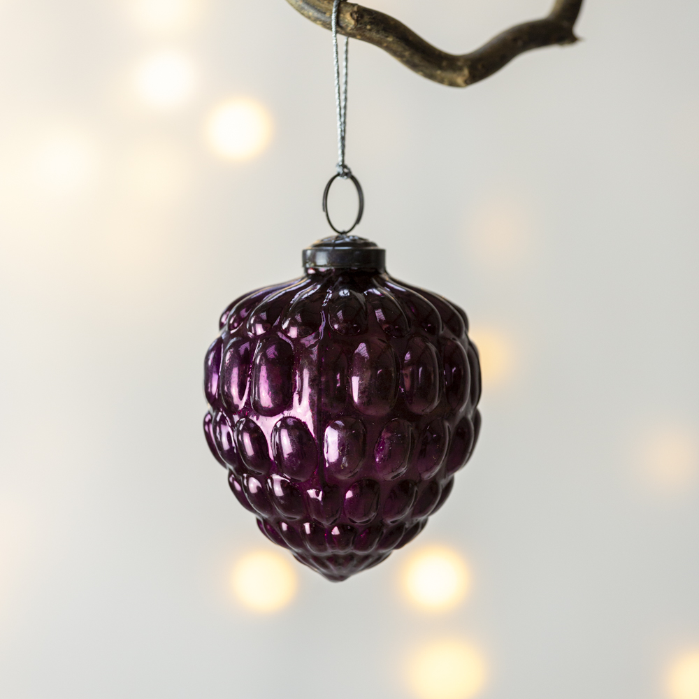 Grand_Illusions_Merry_Berry_Bauble_Fuscia