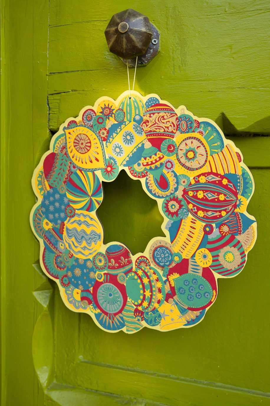Cotton Board Christmas Bauble Wreath - Image 4