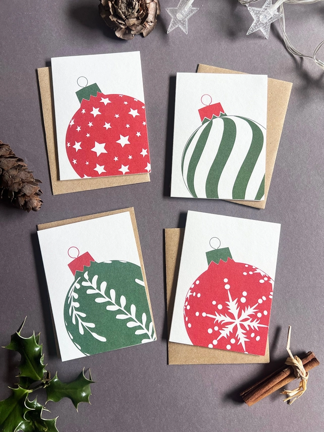 Red and Green Bauble Little Notes Card Set - Boxed - Image 4